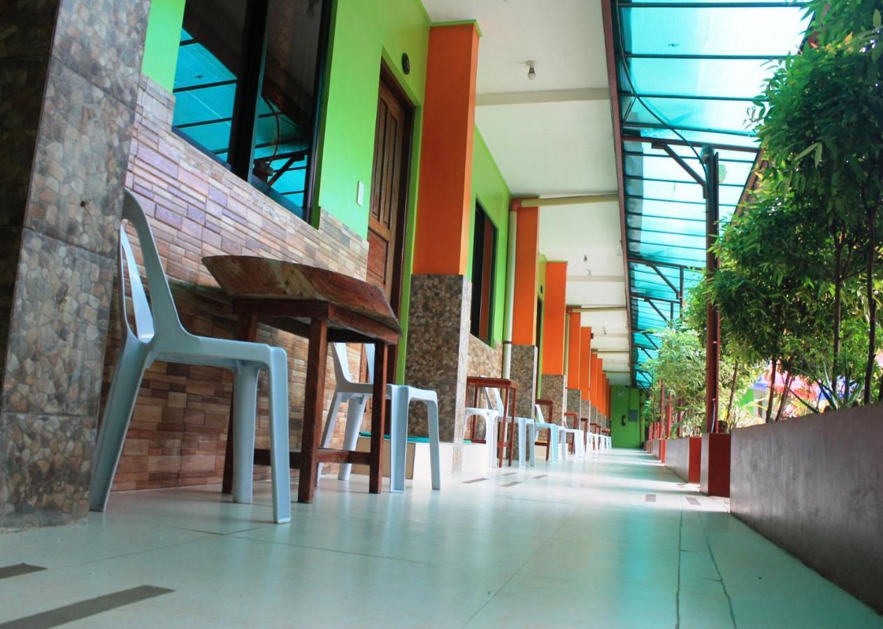 Green Park Tourist Inn Puerto Princesa Exterior photo